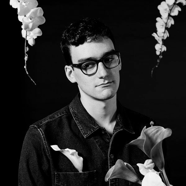 PopCrave's tweet photo. Danny L Harle confirmed as a producer on “Houdini” by Dua Lipa. https://t.co/tIr9flW6ZR