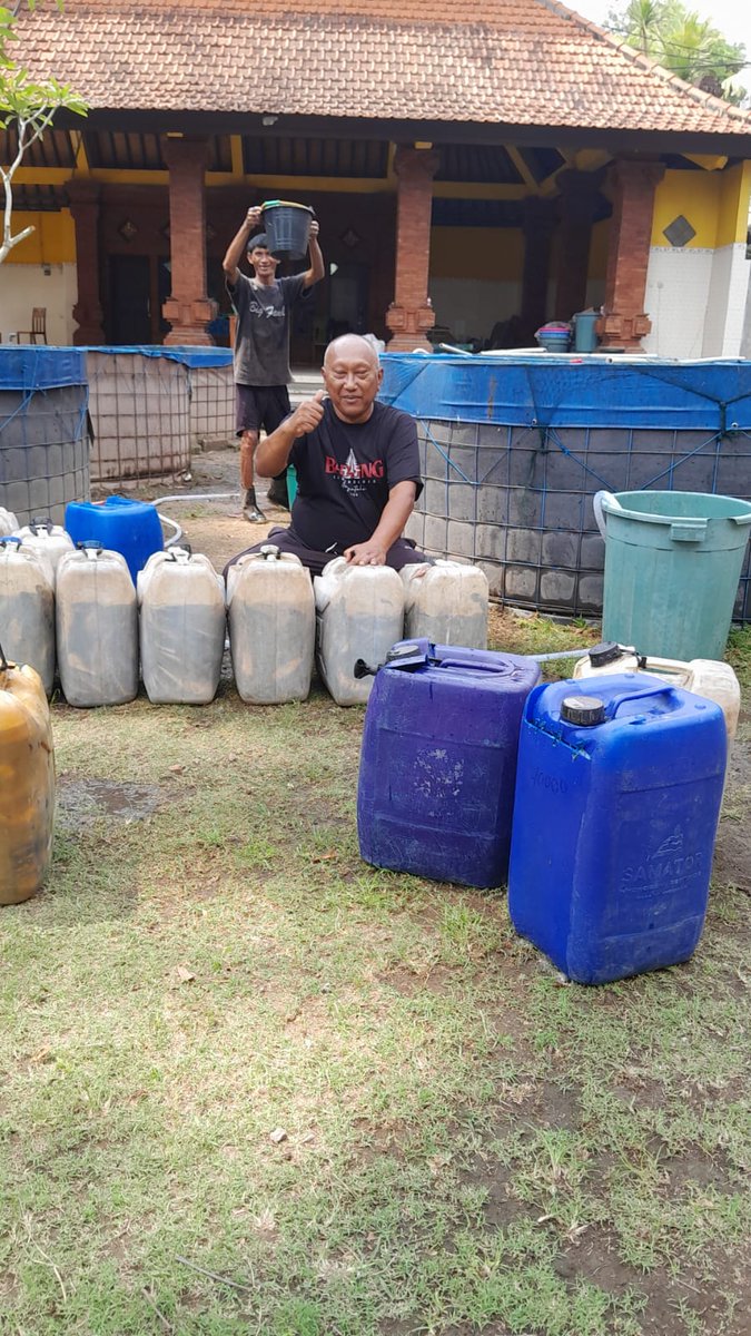 made_rastini's tweet photo. Selasa, 7/11/2923, jerorastini luhkan Badung, giat pendataan produksi di Pokdakan Mina Taman Sari Desa Angantaka Abiansemal, panen ikan lele 275 kg harga jual 21.000/kg
#puslatluhkp
#djpbkp
#GiatluhkanSatminkalGondol https://t.co/bn6oH5e1Sv