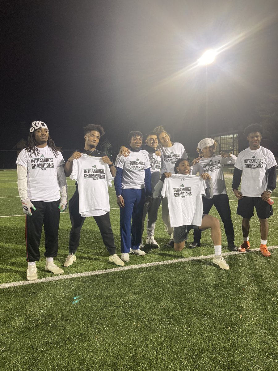 intramurals_bc's tweet image. Congratulations to Los Perros the 2023 Flag Football Champions! 🏆 Thank you to all of the teams who participated this year! #bcim #flagfootball #champions