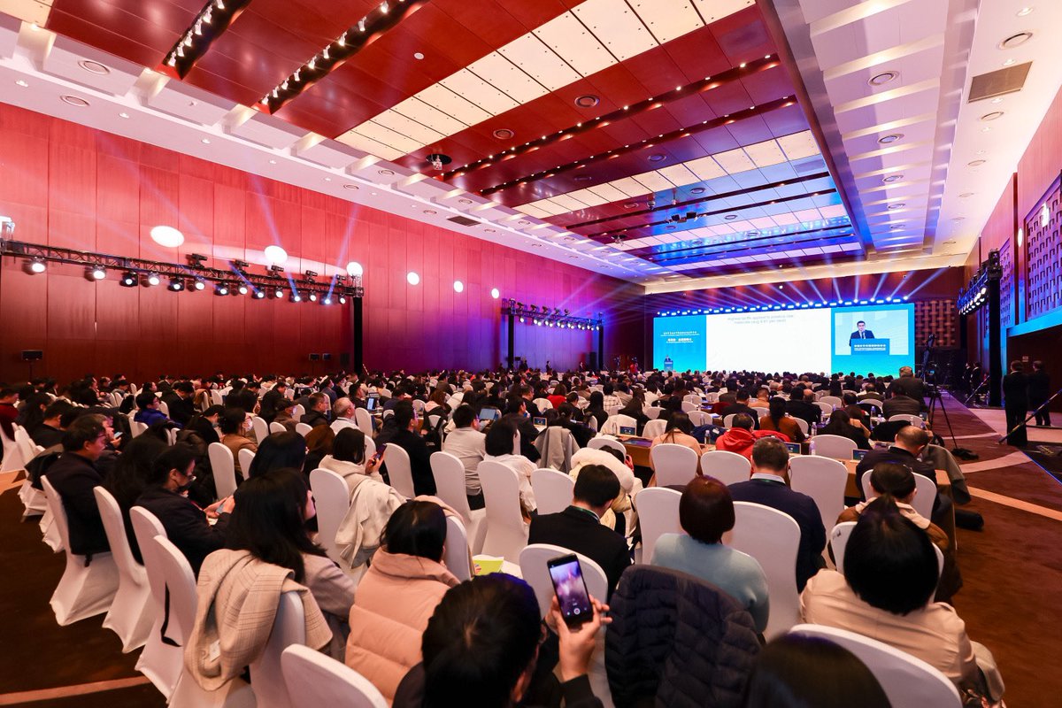 EmbajadaEcuChi's tweet photo. #Ecuador participó en #Beijing en I Simposio Internacional del Bambú🎋 como Sustituto del Plástico #BASP ,organizado por el @INBARofficial,  en el que se discutieron mecanismos de cooperación frente a la contaminación por plásticos y al uso del bambú como una solución sostenible. https://t.co/Bm19xaGFK2