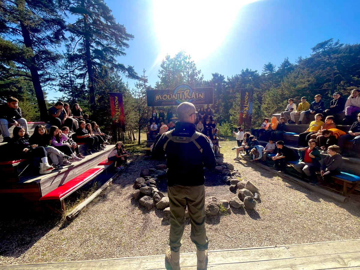 bahcesehir_k12's tweet photo. 🏕 Bolu Mountrain'de düzenlenen #STEMveYaşamBecerileriKampı’ nda öğrencilerimiz, sorumluluk alma, liderlik etme, problem çözme gibi 21. yy yaşam becerilerini geliştirmek için okulda öğrendikleri kazanımları eğlenceli takım oyunlarında uyguladılar. 🎒🌳 https://t.co/yKbRCtPpur