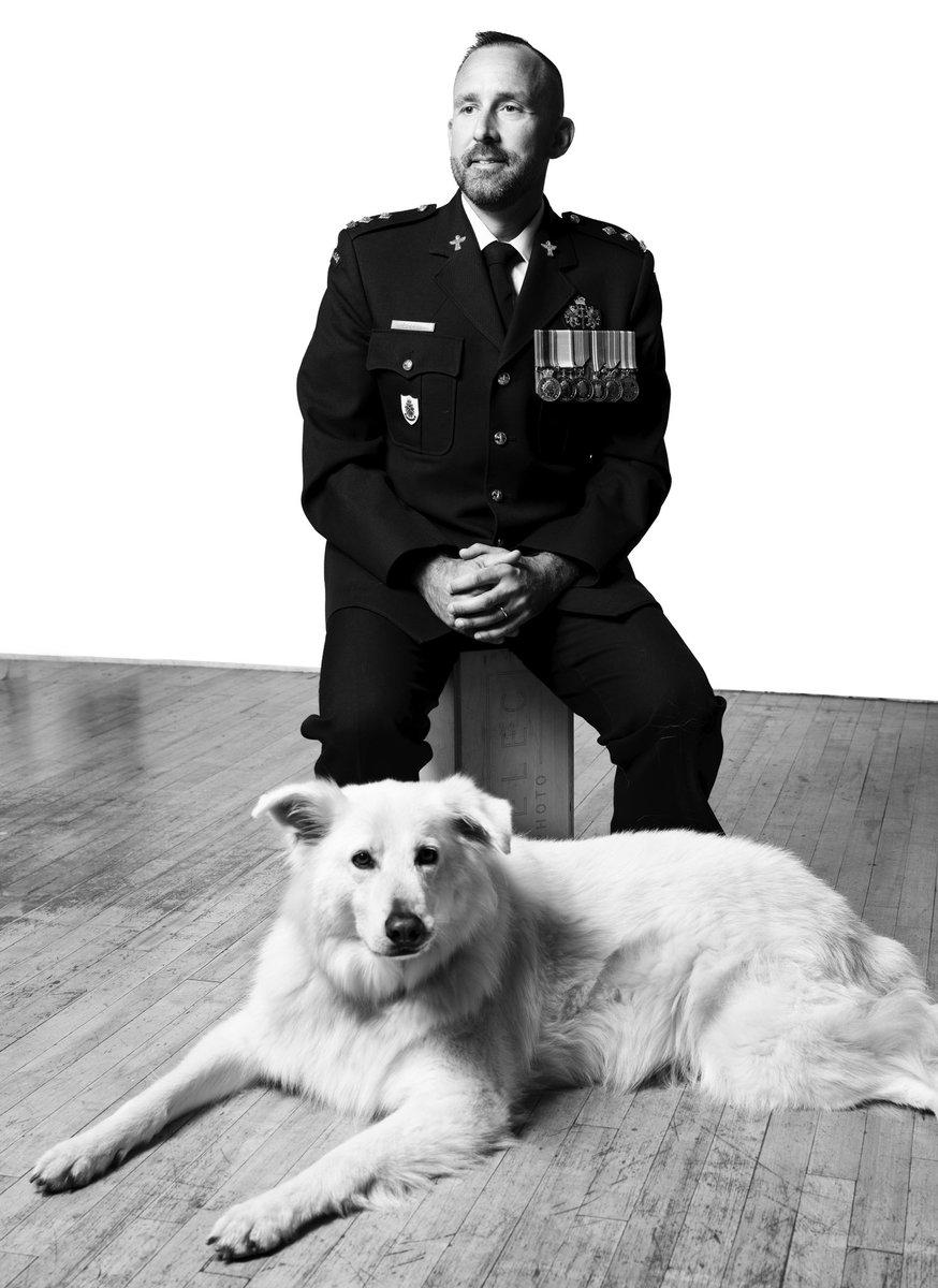 His service is to ensure I remain in-service. #servicedog #servicedoglife #servicedogsofinstagram #servicedogsofig #dogsinservice #soldier #veteran #dogsthatserve #workingdog #army #caf #whiteshepherd #wetheinjured #notallwoundsarevisible #endthestigma @CanadianArmy