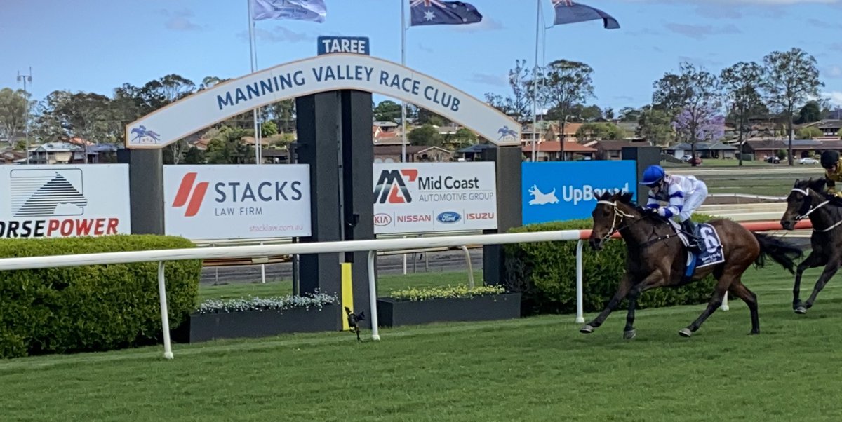 A double for Mollie Fitzgerald with a winning ride on Low Profile in the 3rd at <a href="/ManningClub/">Manning Valley Race Club</a> for trainer Colt Prosser! 
Congratulations to the winning connections!