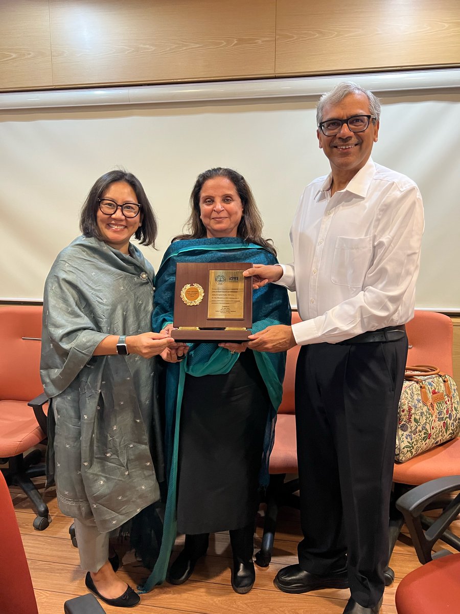 SASCHRD's tweet photo. We are deeply honoured that SAS has been designated as an @ICMRDELHI  Collaborating Centre of Excellence. 
The recognition validates our commitment for delivering high quality research. 
We look forward to the journey of excellence.
#CCoE #SAS https://t.co/PRMNCe3Xom
