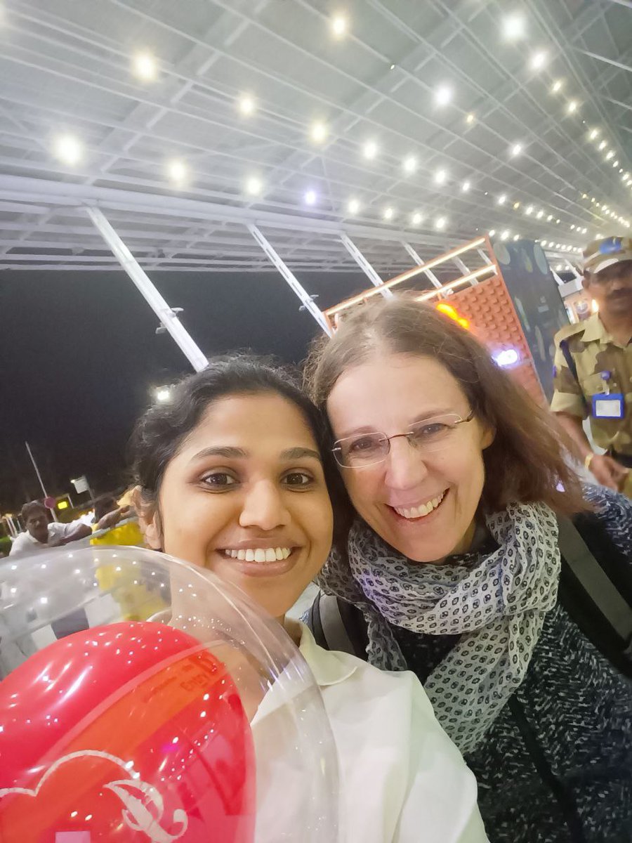 Thank you, Prof. Stefanie Dehnen, for an inspiring talk on metal nanoclusters. Your insights have enriched our knowledge and sparked new ideas. Safe travels back to Germany, and we hope to welcome you again soon! 🤝 #ScienceTalk