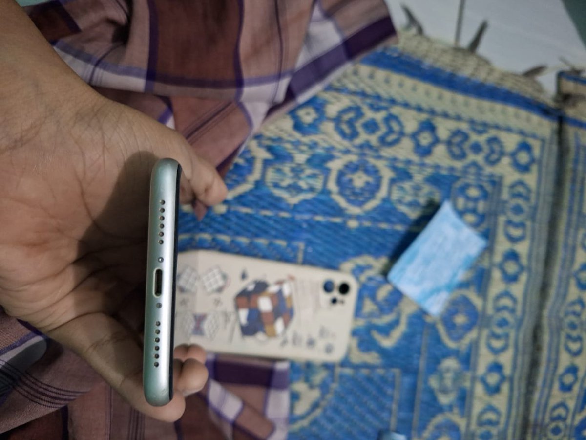 hypokring's tweet photo. WTS 

IPHONE 11 128 GB, DIGIMAP
FACE ID : ON
TRUE TONE : ON
0,5 : 0N
BH : 87%
MINUS PEMAKAIAN AJA.

7.299.000 NEGO SAMPE JADI

#zonauang #wts #iphone11 #wtbiphone https://t.co/bQYidhLa2H
