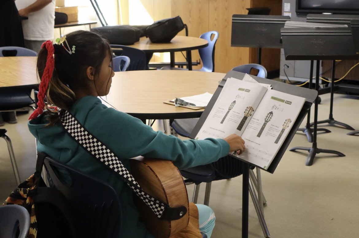 🎸

@sbusd_news 
#sbusd #elop #cityheightsmusicschool #nestorlanguageacademy #levelupsbusd