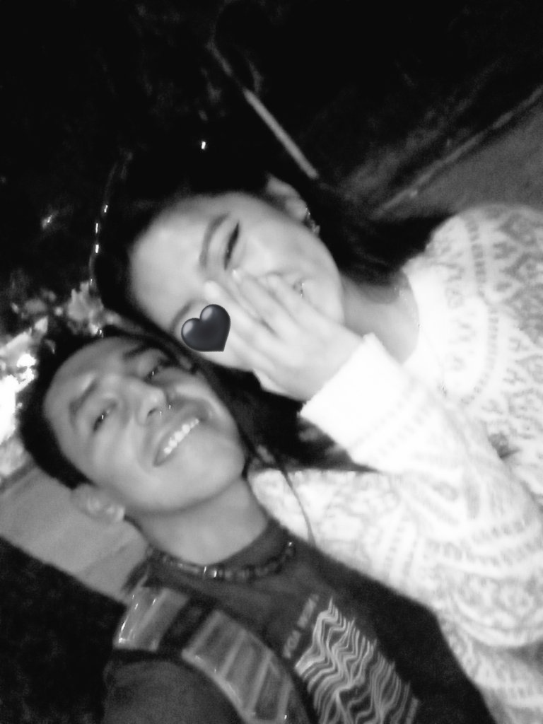 flor_marlen29's tweet photo. Ayudaaaaaaaa, ya me enculé de éste morro: https://t.co/M3bvqqZs2T
