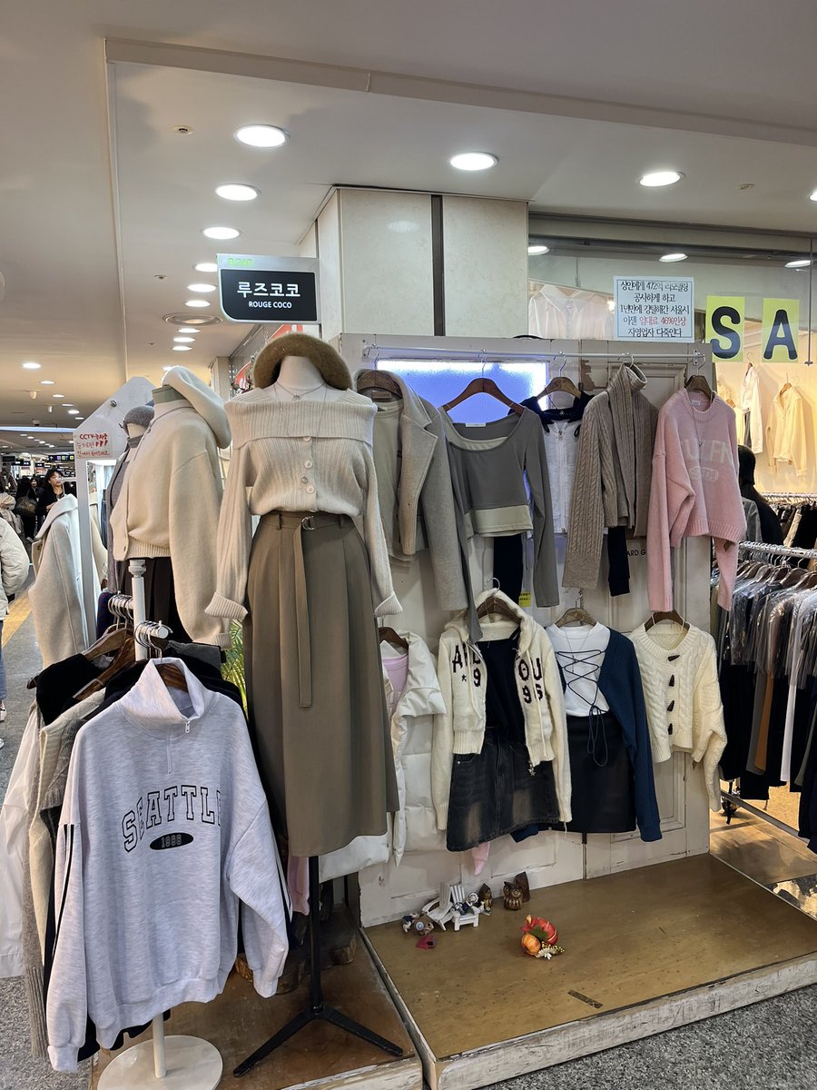 ye0824km0501's tweet photo. 大好きな
"GOTO MALL"買物終了~⤴︎︎︎🙌🏻😍
#韓国旅行
#ひとり旅
#GOTOMALL
#高速ターミナル https://t.co/8t1VSplXrC