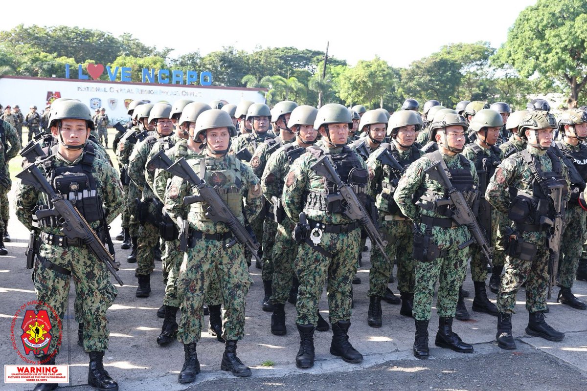 PNP Peacekeeping Contingent Recognized for Successful Election Duties in Bangsamoro Region Read more: facebook.com/10006484218242… #ToServeandProtect #SERBISYONGNAGKAKAISA pnp.gov.ph facebook.com/pnp.pio youtube.com/pnppio