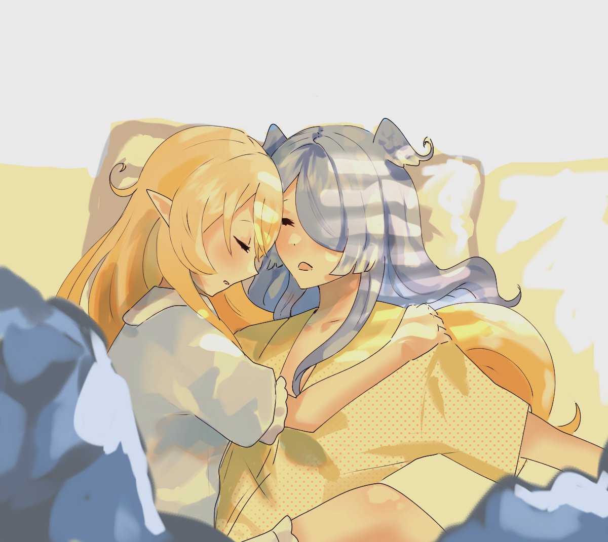 sleeping in~

#PomuPaint #pendorART