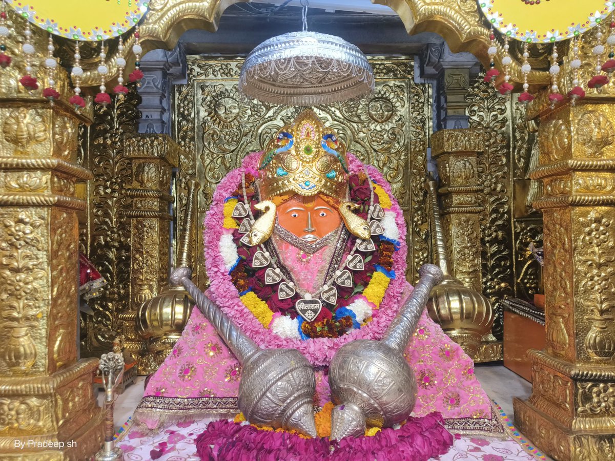 bageshwardham's tweet photo. मंगलवार दिव्य दर्शन श्री बाला जी सरकार
श्री बागेश्वर धाम सरकार ग्राम गढ़ा(मध्यप्रदेश)
07-11-2023
#bageshwardham
#bageshwardhamsarkar
#divyadarshan
#balaji
#balajisarkar https://t.co/PcyTSA2toA