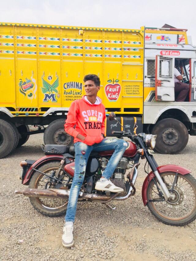 #BulletMeriJaan  
--
@royalenfield