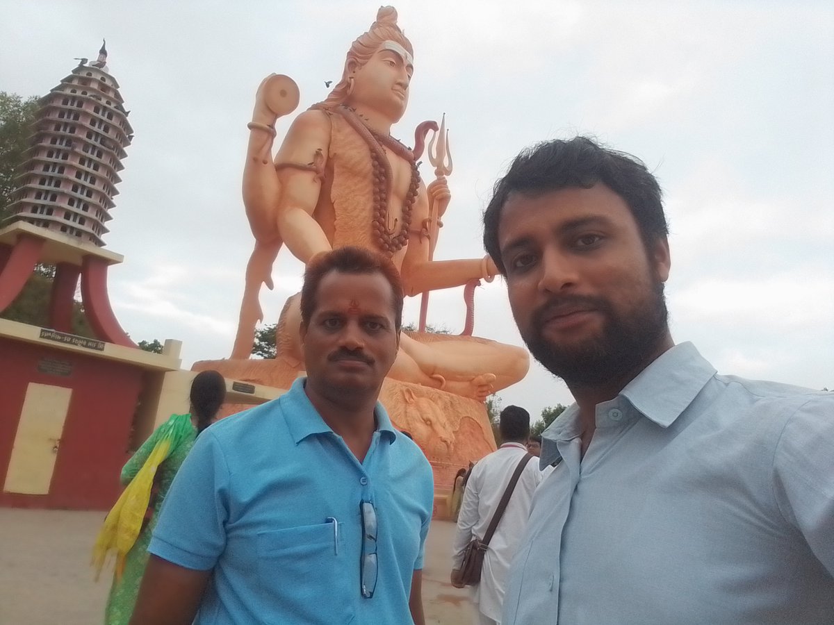 themayankbajpai's tweet photo. Rukmini Devi Mandir, Shri Nageshvar Jyotirling &amp; Gopi Talav🙏😇

#Dwarka
#Travel #India
#LifeGoals #Ahmedabad_Diaries https://t.co/XgAvZhVZzr