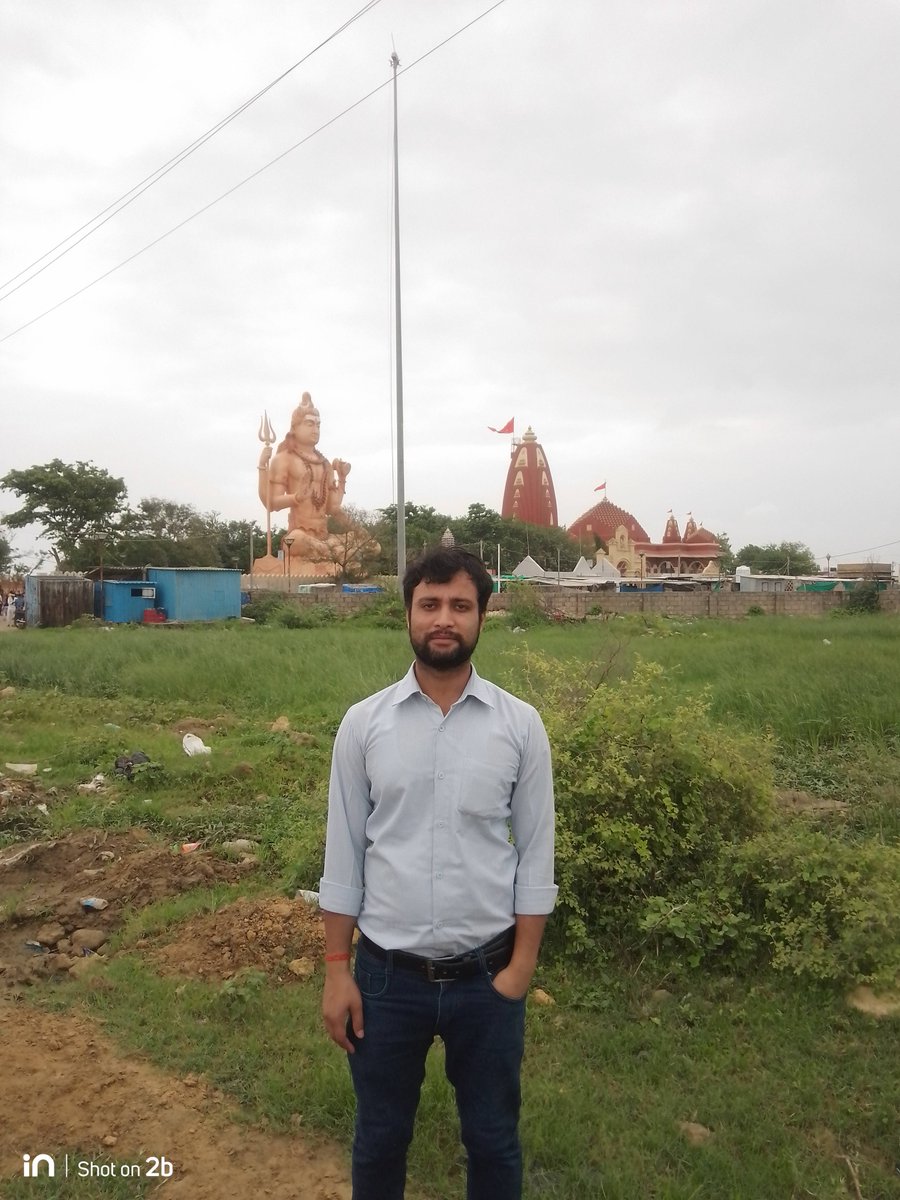 themayankbajpai's tweet photo. Rukmini Devi Mandir, Shri Nageshvar Jyotirling &amp; Gopi Talav🙏😇

#Dwarka
#Travel #India
#LifeGoals #Ahmedabad_Diaries https://t.co/XgAvZhVZzr