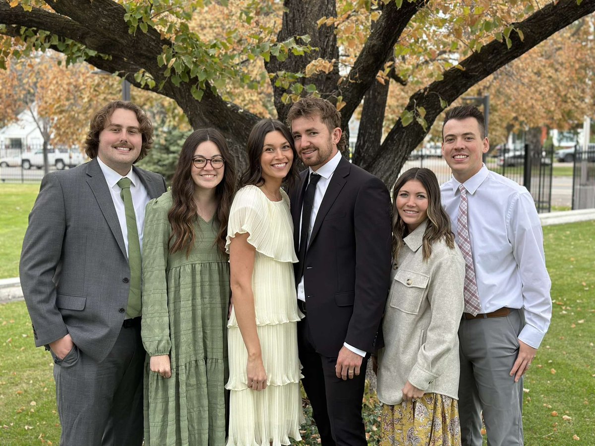 The greatest gift I can receive as a mom, is time with all of my children. I got that this weekend. 
I am so proud of the adults my kids have become.
These are my people and I love them beyond words. ❤️