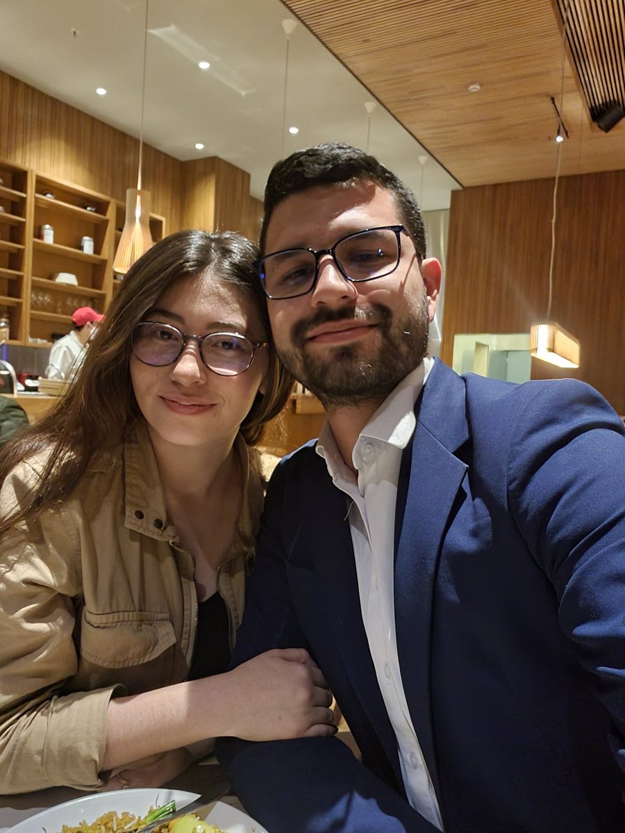 WilmerLozano98's tweet photo. Un día te soñé con gran intensidad y hoy te tengo a mi lado, fiel testigo de aterrizar los sueños. ❤️ https://t.co/xsGpy8Q519