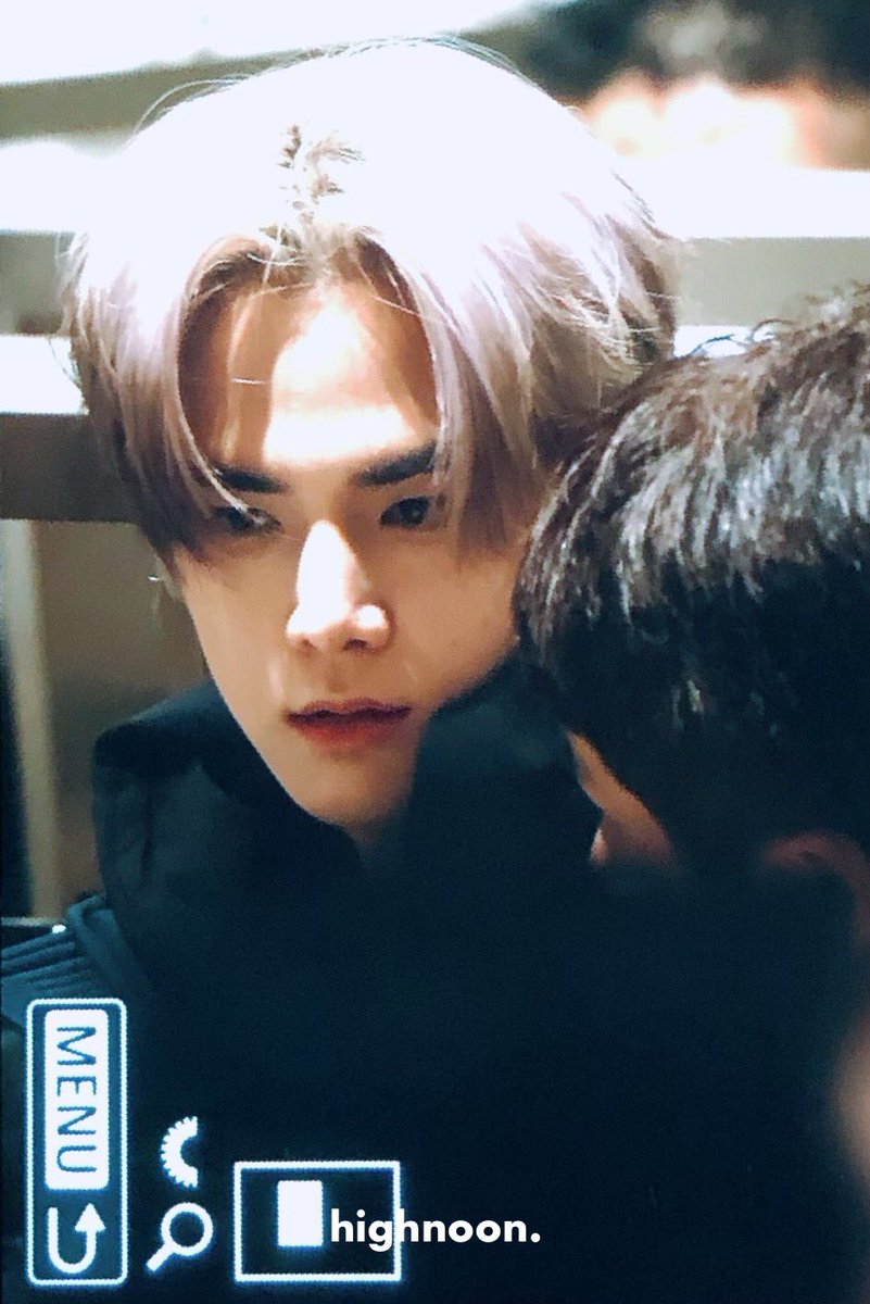 highnoon808's tweet photo. 231107 무스너클
😀😀😀

#영훈 #younghoon https://t.co/jvjEQj8R34