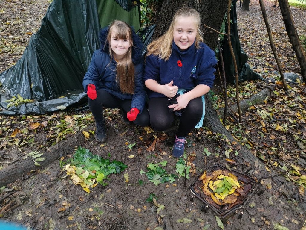 astonhallschool's tweet photo. Y6 had a great first outdoor learning session with Pops with a focus on Black History Month. We learnt about the influential African-American artist, Alma Thomas, and her work with abstract art and colour that was often inspired by the natural world. 🍂🌲

https://t.co/yv3dzK3eOp https://t.co/JxrXadVZBE