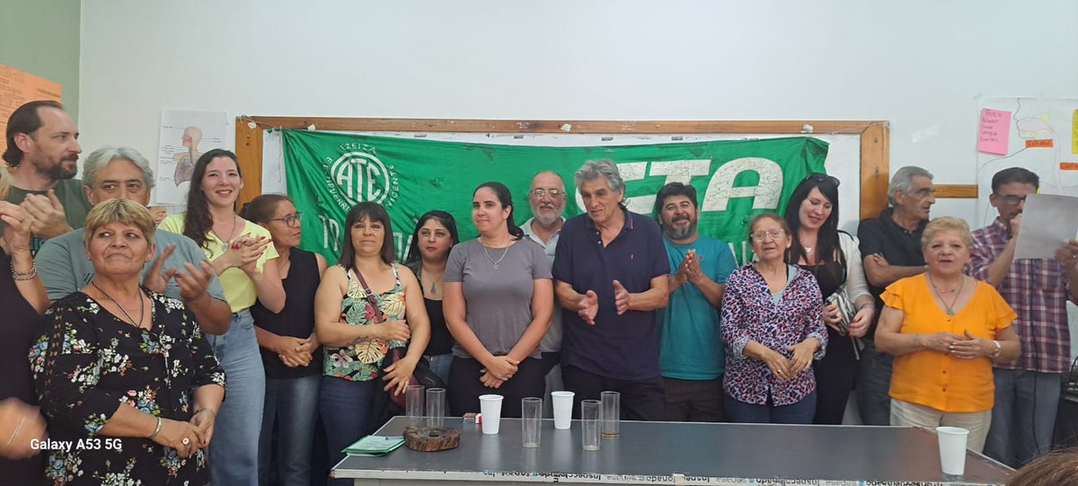 NUEVA COMISIÓN ADMINISTRATIVA <a href="/AteEzeizaee/">ATE- Ezeiza-EE-SV</a> período 2023 - 2027

Ayer asumimos la nueva Comisión Administrativa de ATE

Bajo la conducción de <a href="/JorgeRavetti1/">Jorge Ravetti</a> y <a href="/CarlaVMancini/">Carla Mancini</a> 

Nos acompañaron <a href="/MercedesCabezas/">Maria Mercedes Cabezas</a> de <a href="/ateprensa/">Prensa ATE Nacional</a> <a href="/AguirreElianaa/">Eliana Aguirre</a> y Claudio Arevalo de <a href="/ATEBuenosAires/">ATE Buenos Aires</a>