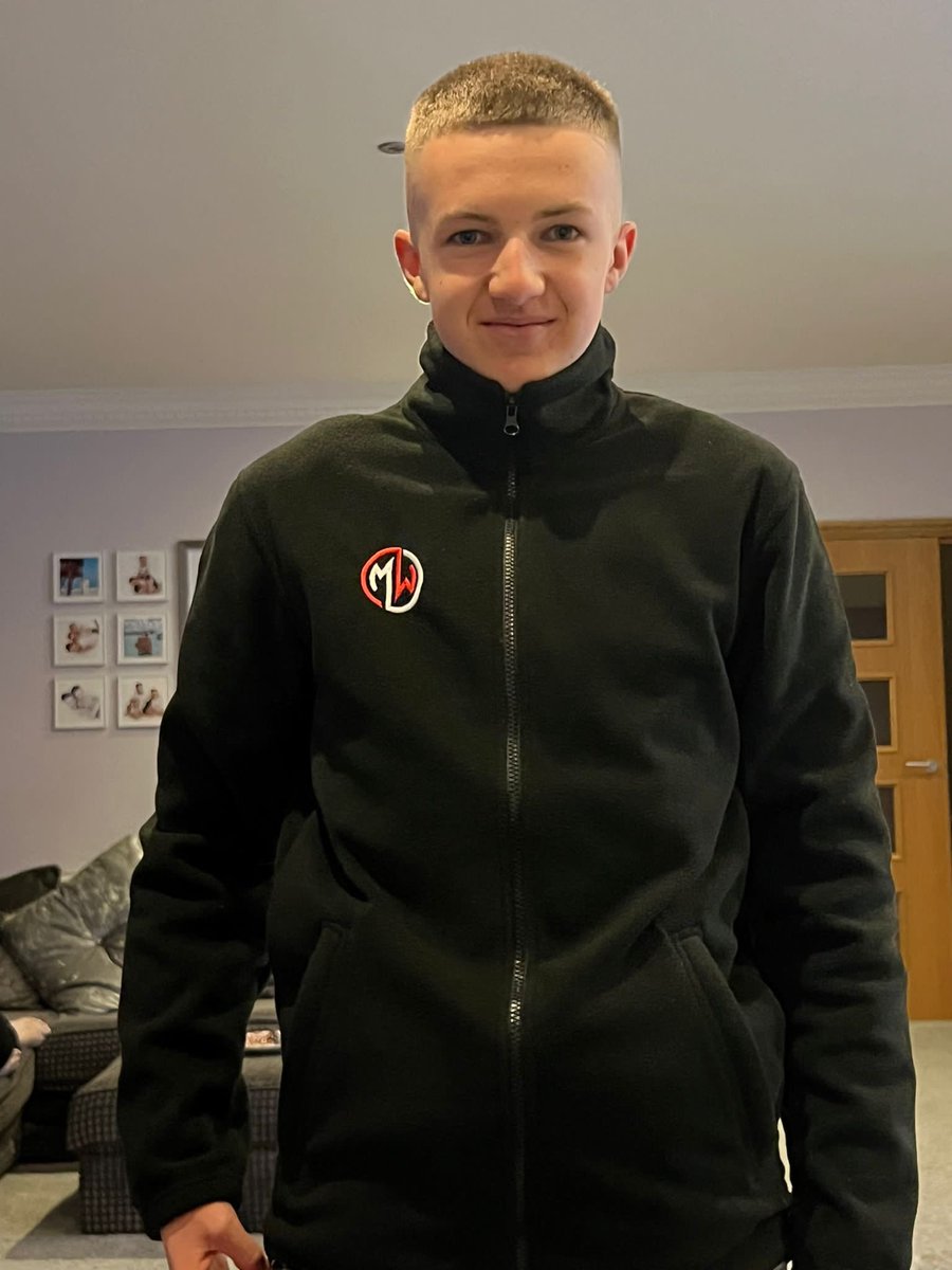 The new MW black fleece jacket from <a href="/markwil147/">MARK WILLIAMS M.B.E</a> is now available to purchase exclusively from markwilliamssnooker.com/product/mark-w…