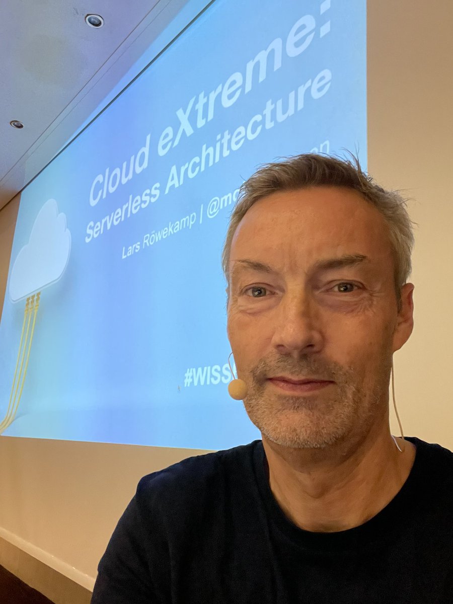 In about 10 minutes I will talk about #serverless computing and architecture at <a href="/jaxcon/">W-JAX</a>.