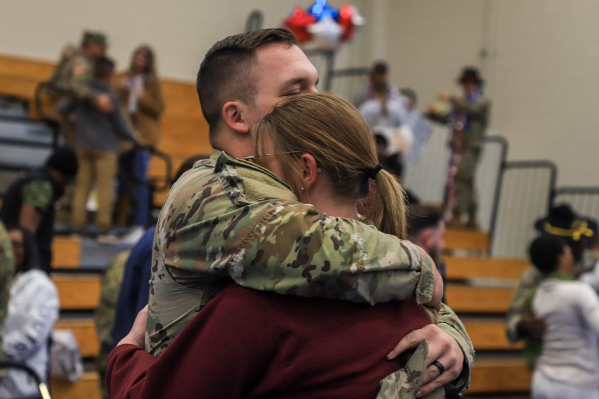 Another day another 3CAB flight returns home! More of our Soldiers returned to Hunter Army Airfield after completing their nine-month rotation in Europe training with our NATO allies and partners! #notfancyjusttough #wearenato #rotm #marneair #redeployment #homecoming