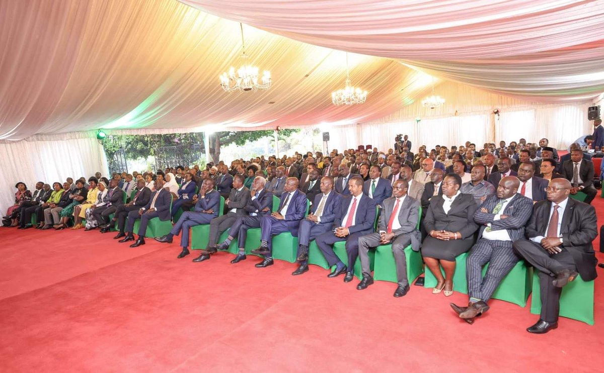 During the Parliamentary Group Meeting of the Kenya kwanza coalition party chaired by H.E Dr Ruto at state House, Nairobi City County. #mtetezi Blessed afternoon.