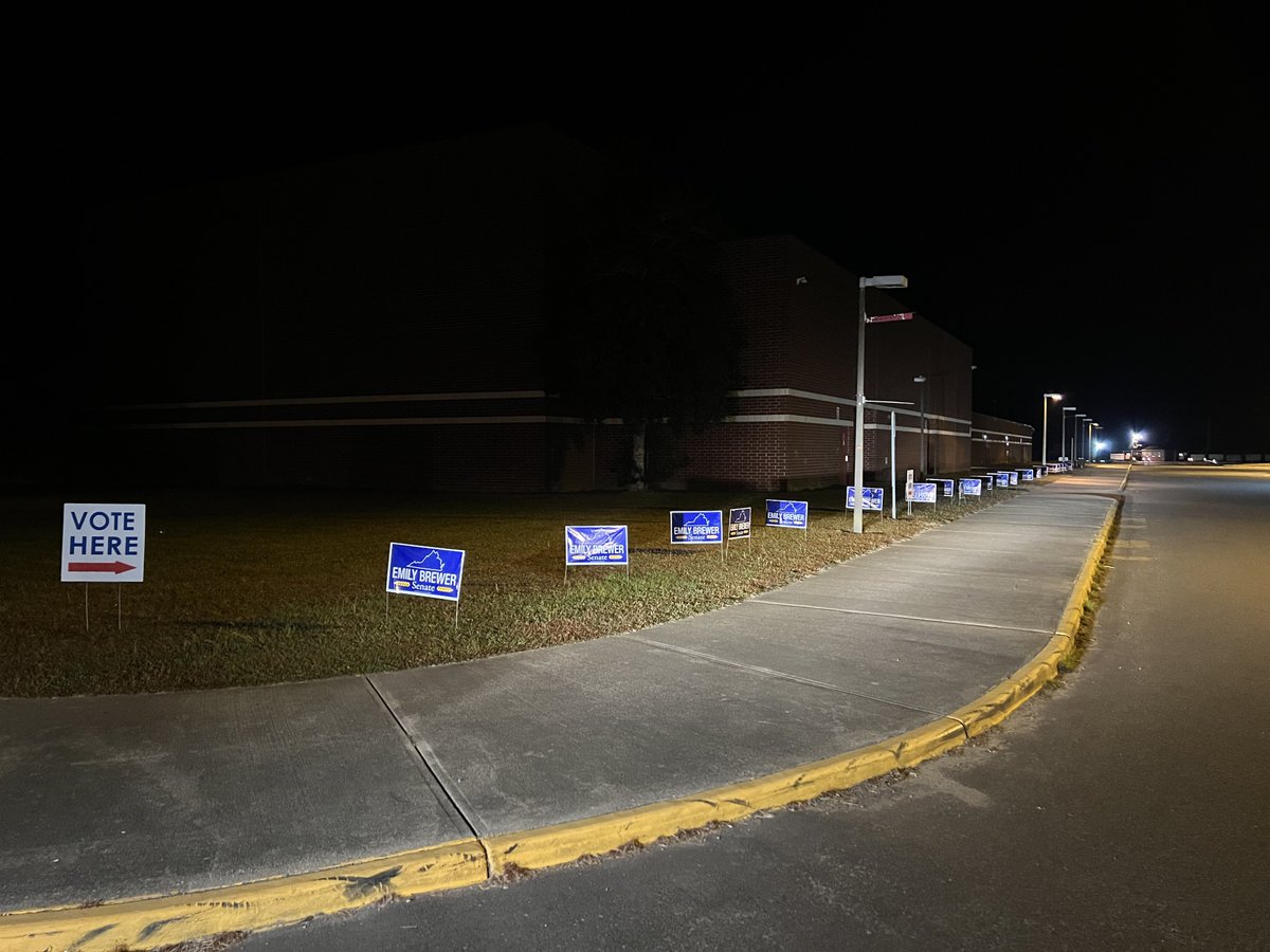 WhitsonOEmory's tweet image. POLLS ARE OPEN ACROSS THE COMMONWEALTH!

Grab 10 friends, and make your plan to vote at SecureYourVoteVirginia.com. Let’s win this! 

Polls are open until 7pm. As long as you are in line by 7, you can still cast your ballot.

#HoldTheHouse #FlipTheSenate #TeamBrewer #LeadRight 🐘🇺🇸