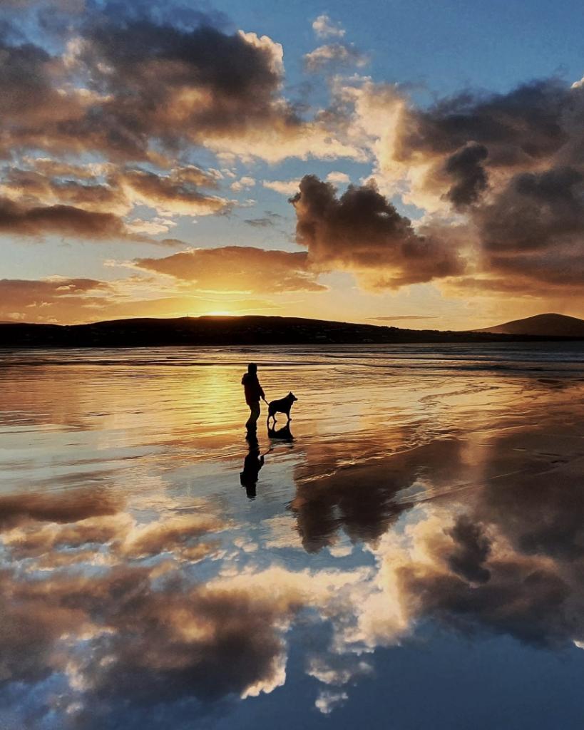 A view that’s worth the whispers… 👂 👄 

Sure you might as well join us at this stage for a taste of our wild, unblemished shorelines and jaw-dropping evenings. 

#LoveDonegal #GoVisitDonegal