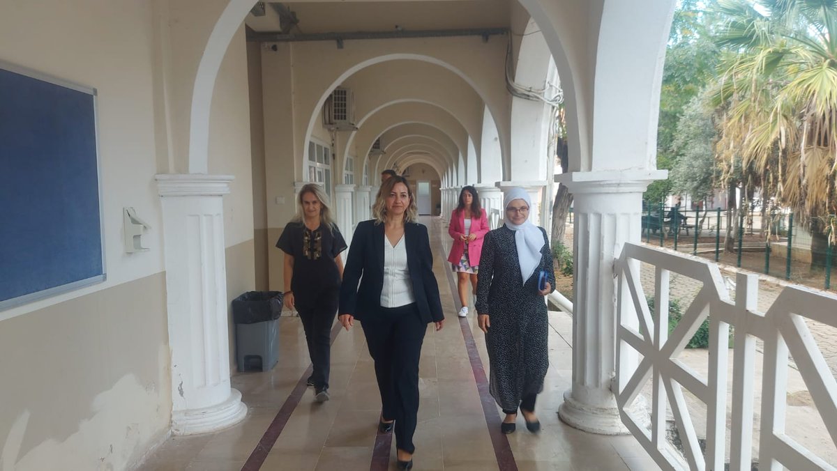 İlçe Milli Eğitim Müdürümüz Sayın Serap Aksel 06.11.2023 tarihinde okulumuzu ziyaret etti. Okul Müdürümüz Sayın Perihan GÜL ve okul müdür yardımcılarımızla atölyeleri gezip okulumuzun durumu ile bilgi aldı. Tüm öğretmen ve öğrencilerimize başarılar dileyerek okulumuzdan ayrıldı.