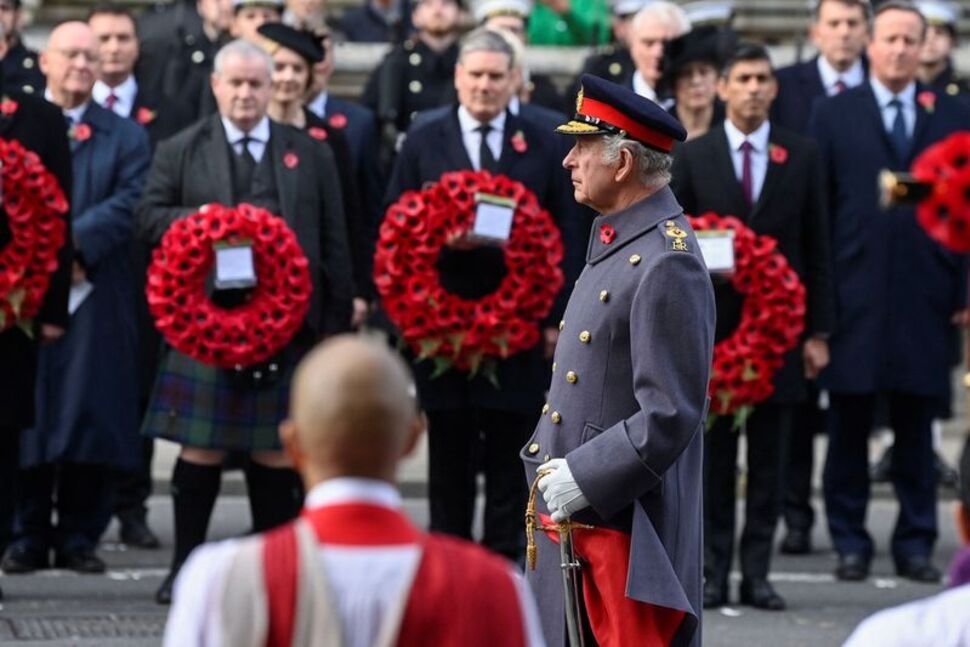 'Armistice' means 'Ceasefire'. We want a ceasefire to protect the living who are in danger of dying. Fuck these posturing cunts, with their performative ceremony. Those MPs who lay wreaths continue to fund war and death. Peace is the ultimate tribute to The Fallen.