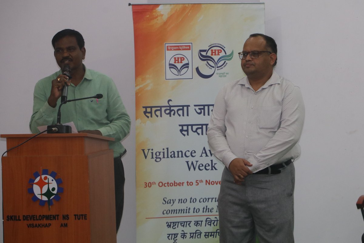 sdivisakh's tweet photo. Vigilance Awareness Week 2023 with the theme "Say no to corruption; commit to the Nation" celebrated at SDI Visakhapatnam. Our trainees have participated in integrity pledge, slogan, elocution etc., competitions. https://t.co/KFO3SeUkUc
