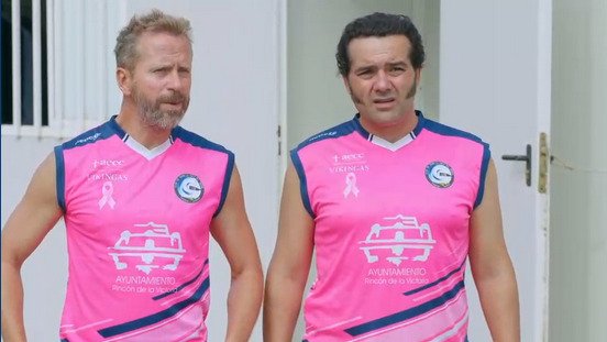 RemoLaCala's tweet photo. Los compadres llegan a la Costa del Sol y, por supuesto, tenían que atreverse con nuestras jábegas. 

No te pierdas el programa "Entre #Compadres, aventuras en la costa del sol" en @canalsurmas

https://t.co/ymRFBM1zGF https://t.co/b3q7Cy6LKP