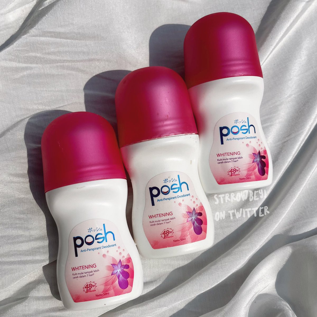 strrowbeyi's tweet photo. Sering liat orang rekomen parfum dari merk ini, tapi jarang liat orang rekomen deodorantnya
emang boleh cuma 10k tapi produknya se-oke inii?🥹
i highly recommend this product! apalagi kalian yang suka aktifitas di luar ruangan ₊˚⊹♡
#ReviewByStrrowbeyi https://t.co/CuuQnIbM7i