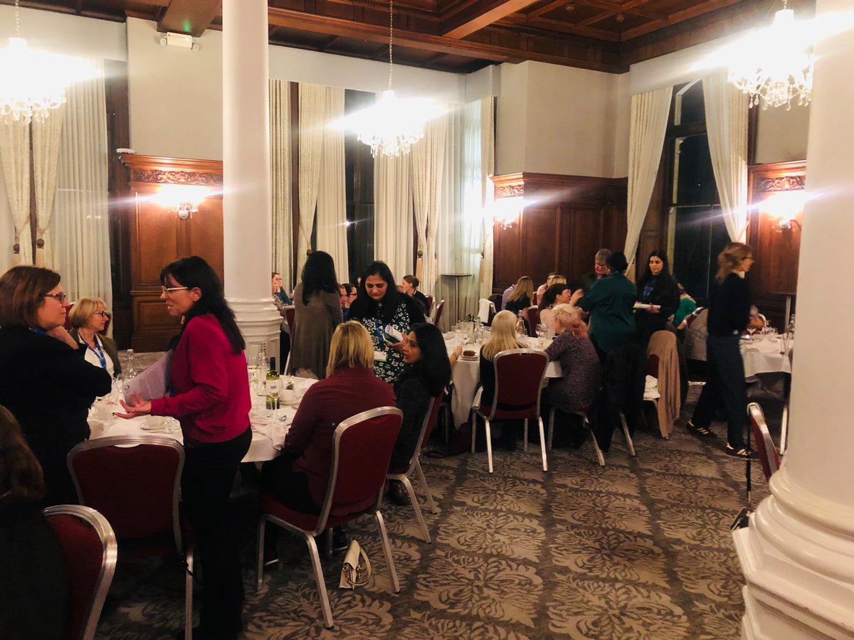 What is the collective noun for a group of Daphne Jackson Fellows? 👇🏻 A wonderful welcome dinner for #FellowsDay2023. Thank you to our former Fellows for joining to share their journeys and offering support and advice 🫂