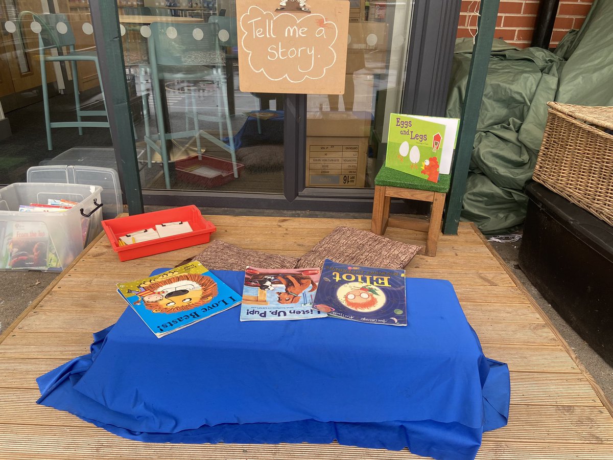 JoPetersEYFS's tweet image. Great to listen to inspirational leaders talking so passionately about the importance of outdoor play at Eesa primary school. We can see the thought gone into developing spaces here #earlyyears #eyfs #uniquechild @OlkimGar @CreativeSTAR #outdoored