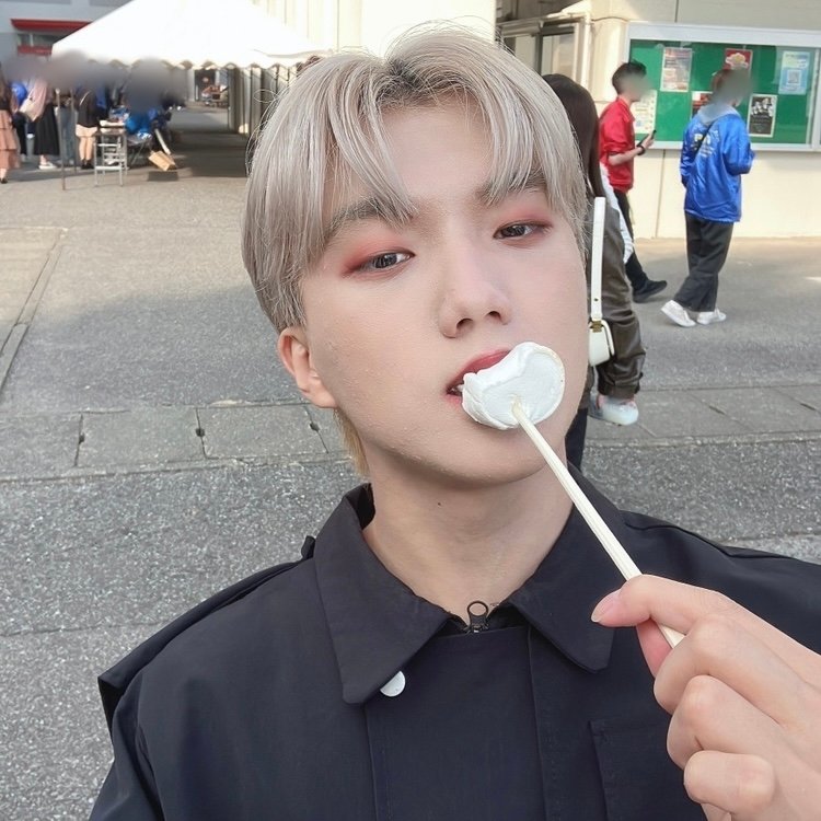Official_IB147's tweet photo. [#결]

전 은이처럼 못해요🦦

#ib147 #아이돌 #연습생 #idol #kpop https://t.co/ukeMrfzoCn