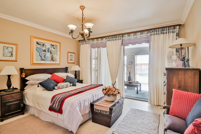 SStilbaai's tweet photo. Stilbaai I R 4 950 000 I Madelein 072 342 3710
Celebrate life's luxuries in Stilbaai, unparalleled privacy, exquisite design &amp; lush garden await in this masterpiece with sunroom, dream kitchen &amp; fantastic location!
Click below to view
https://t.co/WMOAmaFXTb
#forsale https://t.co/9qjNHTTjxj