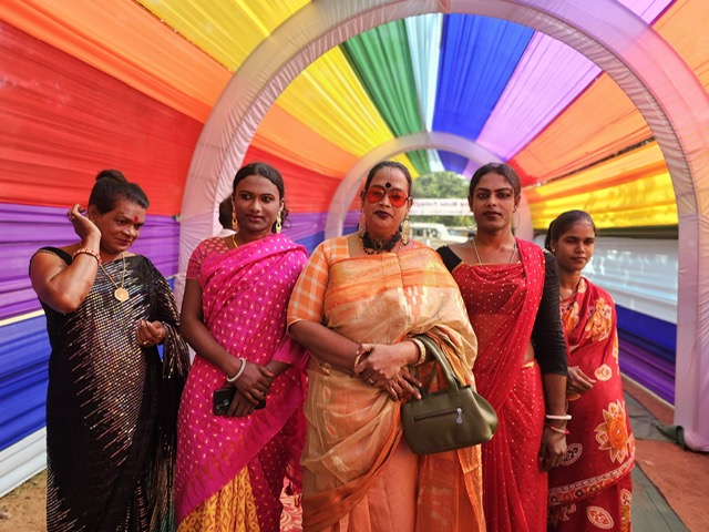 🌈 The 2023 assembly elections in Kanker just got a splash of color! 🗳️🌟 Check out the 'Rainbow Model Polling Station' in Pakhanjur, where inclusivity shines. 🏳️‍🌈 This unique booth celebrates transgender voters and cops from Bastar Fighters.  #InclusiveElections #TransRights