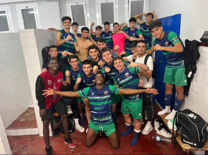 Juvenil A 6️⃣-1️⃣ At. Orihuela CF A. Dinámica espectacular. 😱Que el ritmo no pare!! 💪🏼💪🏼 #cdpabloiglesias