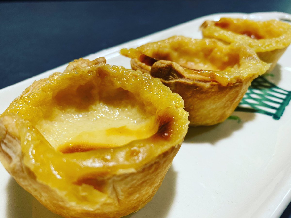 ApindepL's tweet photo. 🥧BON DIA, LLAMINERS!🥧

El #pasteisdebelem us espera per endolcir-vos la jornada.

@Cooperativa70 
@APINDEP 
@cases_apindepiques 
#fetacasa 
#casolà 
#bonprofit 
#vallèsoriental 
#caldesdemontbui https://t.co/5nAsfPiUyv