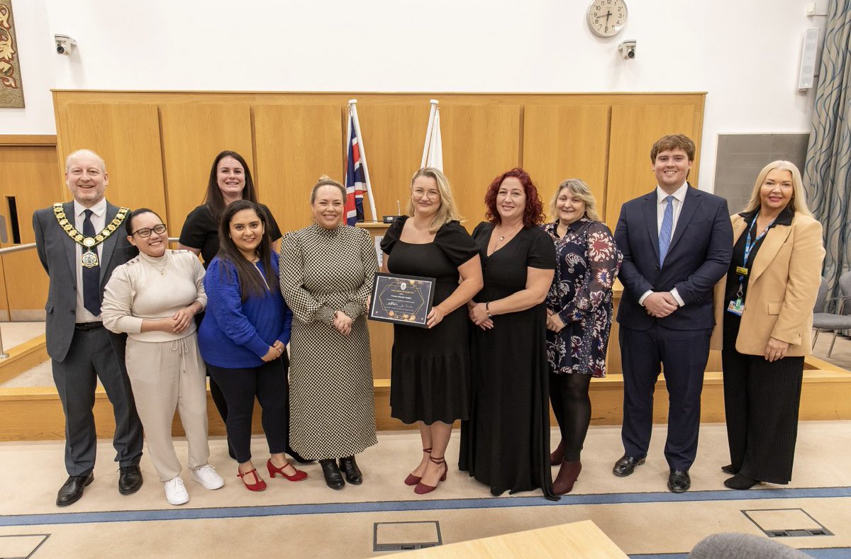 rubyhillinger's tweet image. Very proud of our Emergency Department for being recognised as a Gem of Harlow by @HarlowCouncil 

Well done to the staff for their hard work and dedication to the community 🌟💎🏥

@pread152 @ShikhaPDN @delabauve @NHSHarlow @Gsep_