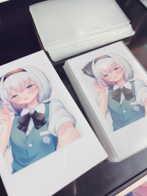 秋例にもノベルティにチェキ持っていきます〜!
今回は前回の反省活かしてサイン描かずにお渡しします🥲 