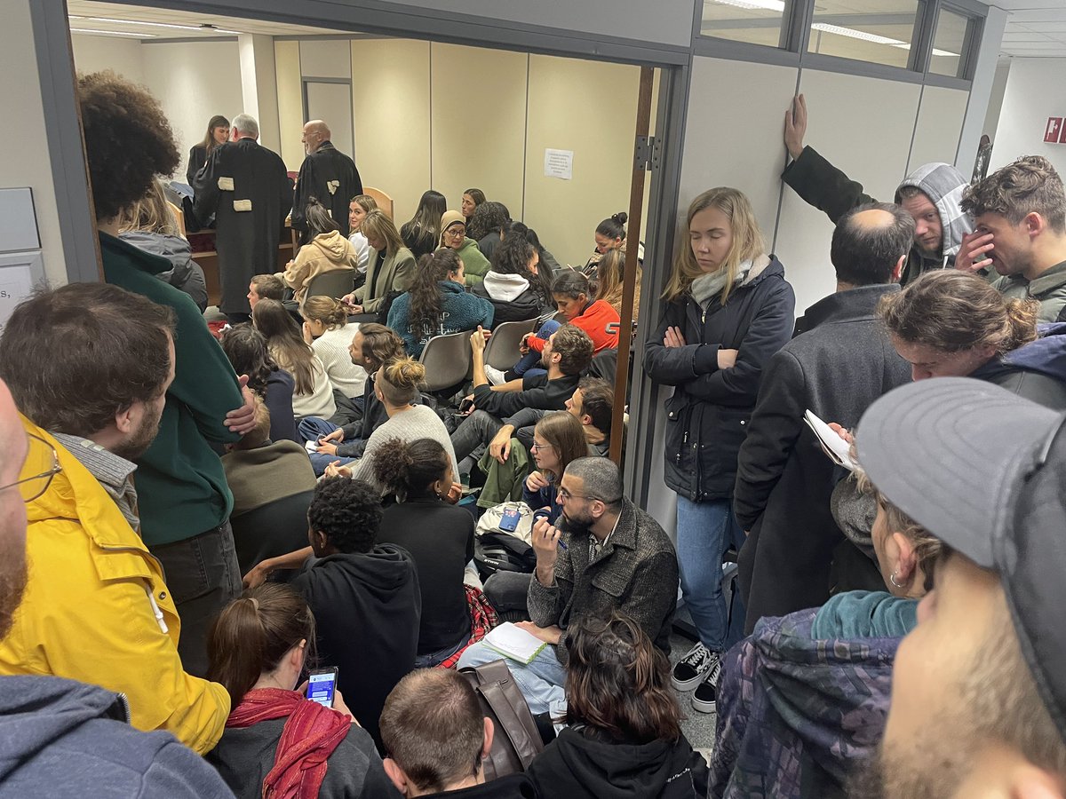 De Brusselse politierechtbank…