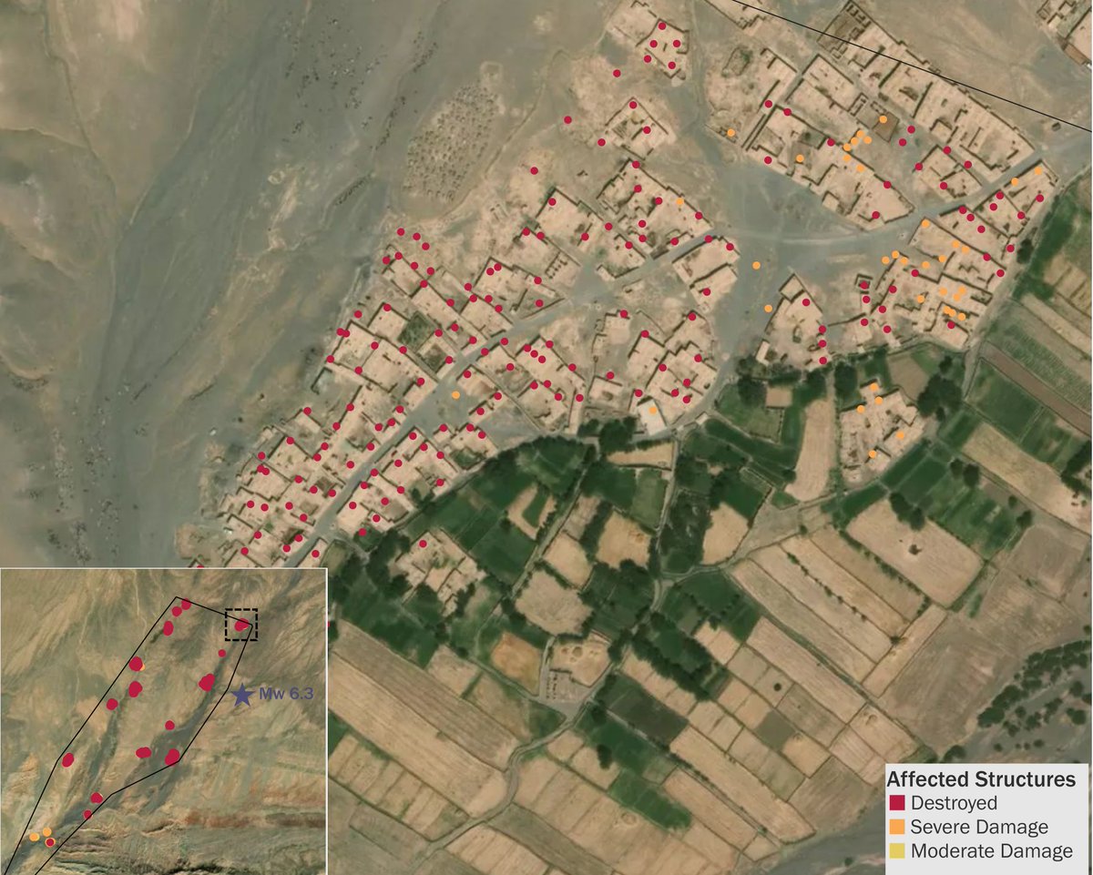 WeatherYun's tweet image. Earthquake hits Herat, Afghanistan on 15 Oct. Below image shows buildings damaged in the Zinda Jan District. #heratearthquake #unosat