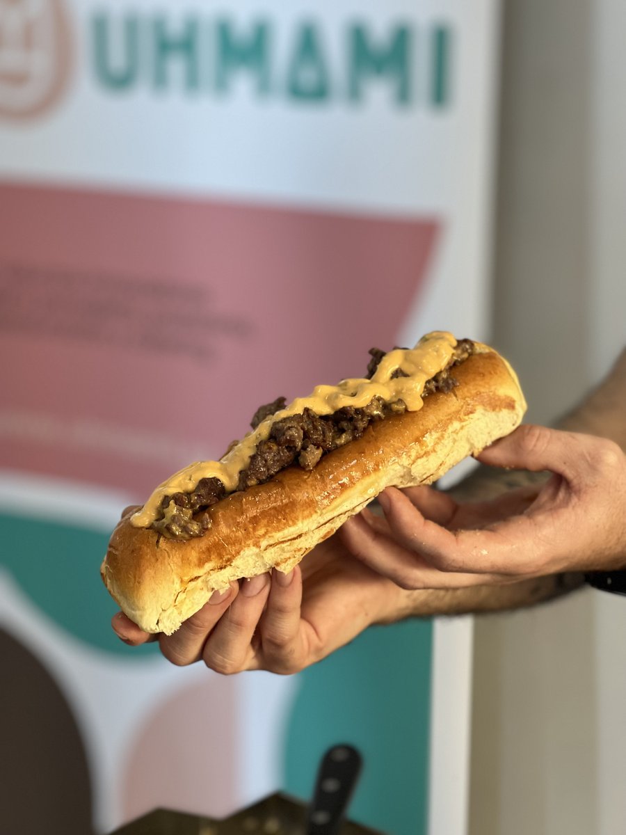 auppa_'s tweet photo. El pasado viernes fuimos a cubrir un evento de nuestros cliente Uhmami. Con todo esto llevaremos a cabo la creación de contenido de valor para la marca📈¿Quieres descubrir más sobre los beneficios de un buen contenido en RRSS?📲 https://t.co/9OV2JSqgeP
#auppa #marketing https://t.co/JuVGTAxAmx