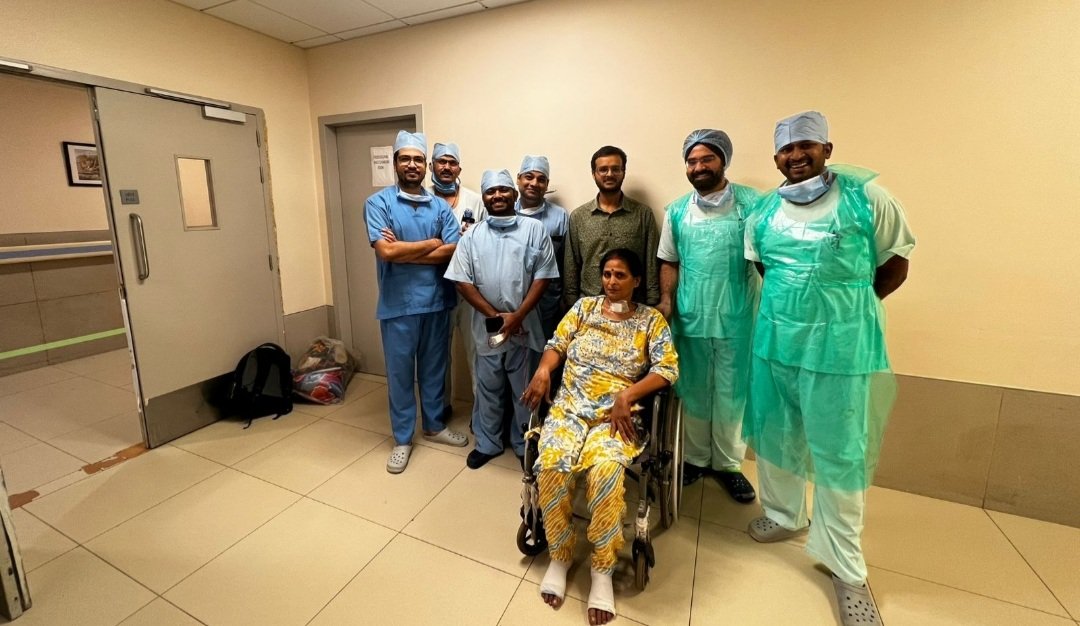 vishal singh (@vishalsingh9936) on Twitter photo Blessed and grateful to have a doctor like you. Thank you for consultations and treatment. You’re really a great human being. From cpr ,heamoptocis to discharge yes lung cancer can be treated. <a href="/Mayank_Oncology/">Mayank Tripathi</a> <a href="/sagnik_onco_sur/">Sagnik Ray</a> <a href="/Vidurgarg4/">Vidur garg</a> <a href="/dr/">Dan Rowden</a> gurpreet@dr nitin <a href="/shashank/">Shashank</a> tiwari. Blessed and grateful to have a doctor like you. Thank you for consultations and treatment. You’re really a great human being. From cpr ,heamoptocis to discharge yes lung cancer can be treated. <a href="/Mayank_Oncology/">Mayank Tripathi</a> <a href="/sagnik_onco_sur/">Sagnik Ray</a> <a href="/Vidurgarg4/">Vidur garg</a> <a href="/dr/">Dan Rowden</a> gurpreet@dr nitin <a href="/shashank/">Shashank</a> tiwari.