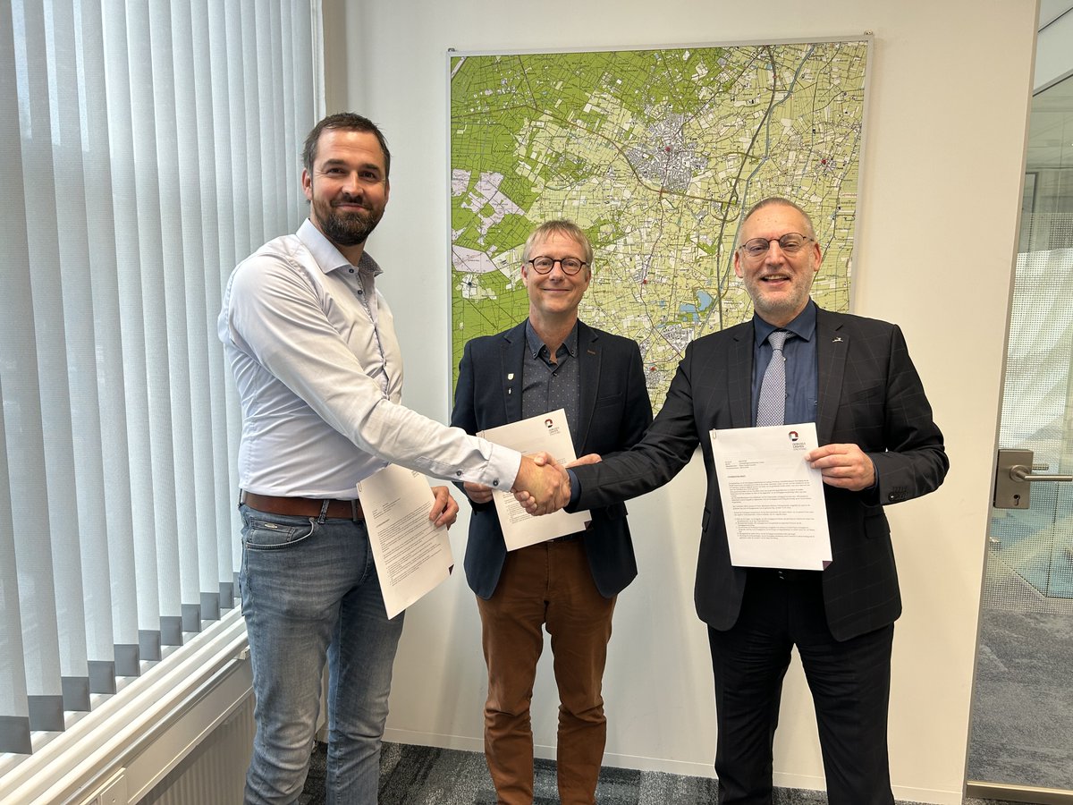 Oorlogsgravenstichting tweet media