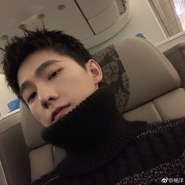 YangYang061122's tweet photo. #NETIZENSREPORT 
I vote #YangYang杨洋 for Asian Celebrity of the Year #ACOTY2023 #ACOTY2023YangYang杨洋 @thenreport https://t.co/0NkdubfOY7